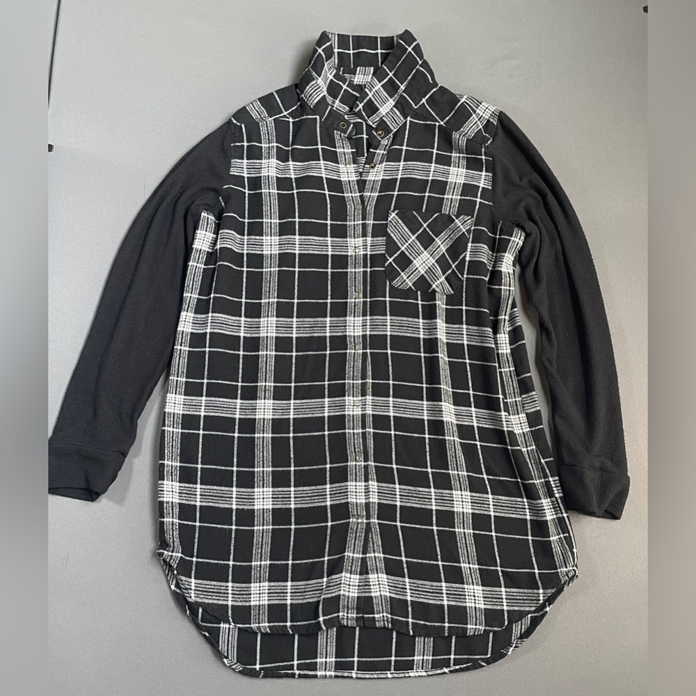 Make + Model Black and White Plaid Button Down Shirt